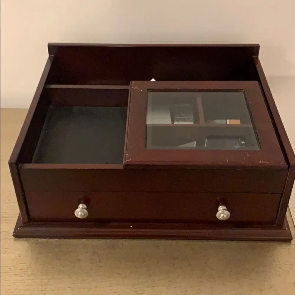 🎉last deal🎉Men’s organizer box